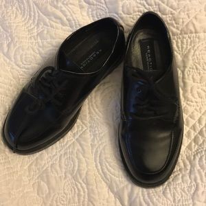 Boys dress shoes